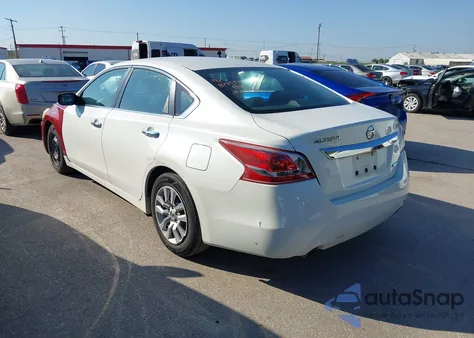 2013 Nissan Altima 2.5 S из США, поврежденный, VIN 1N4AL3AP3DC158321